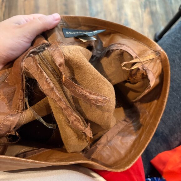 Y2K Banana Republic leather split skirt - Picture 6 of 6